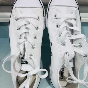 Leather white chucks